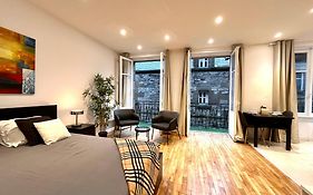 Superbe Grand Studio avec balcon Intra-Muros